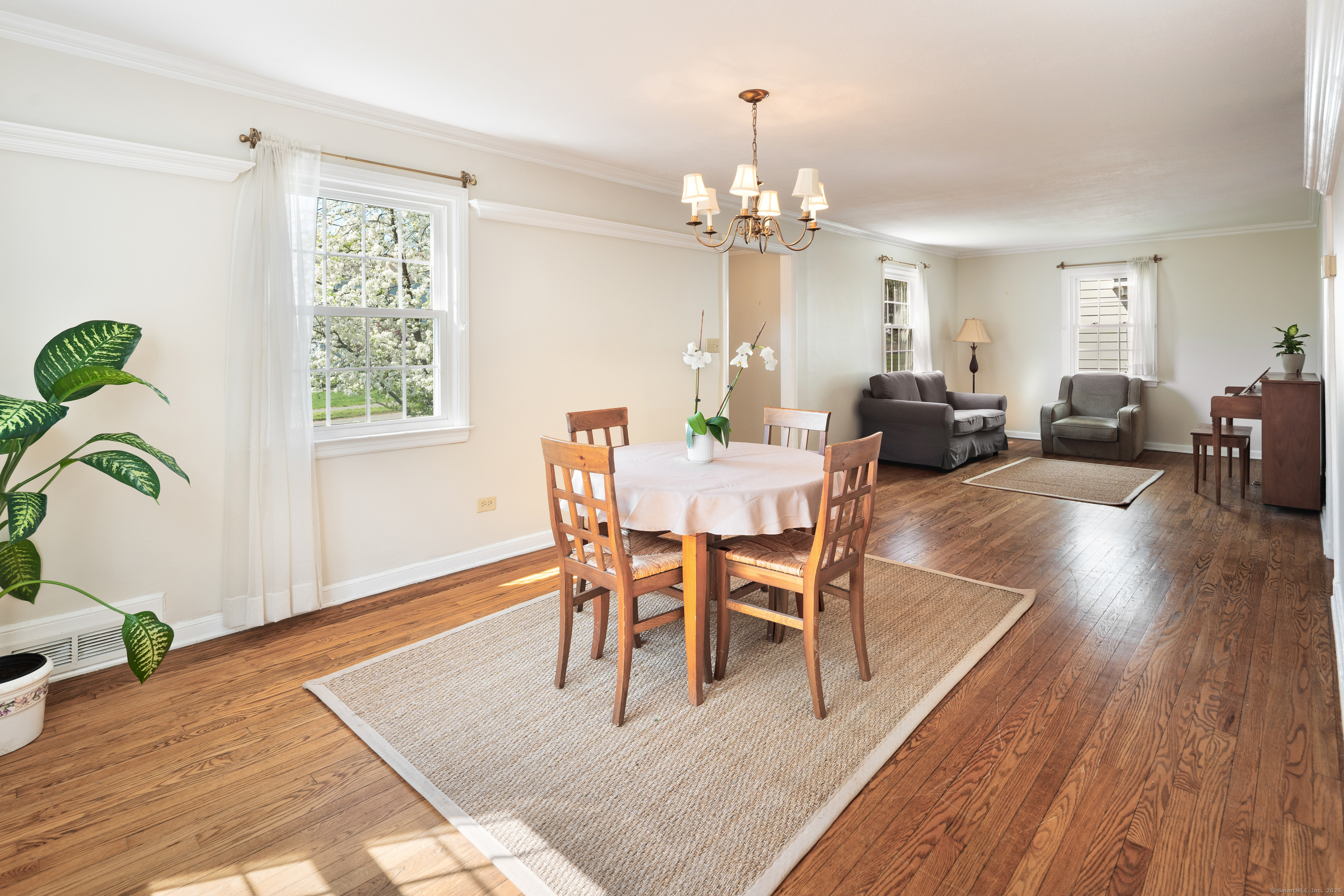 65 Maple Street, Darien, Connecticut image 12
