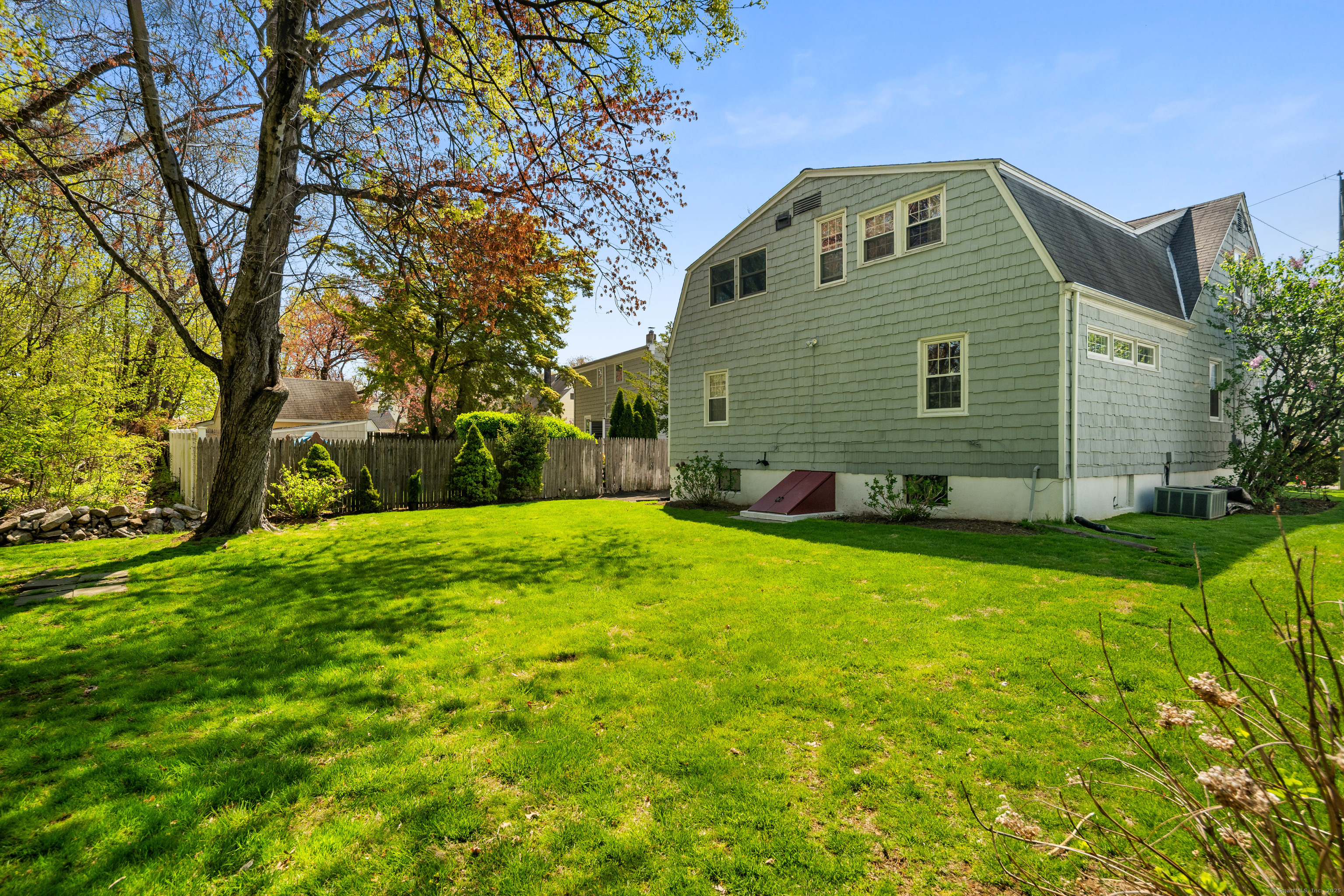 65 Maple Street, Darien, Connecticut image 36
