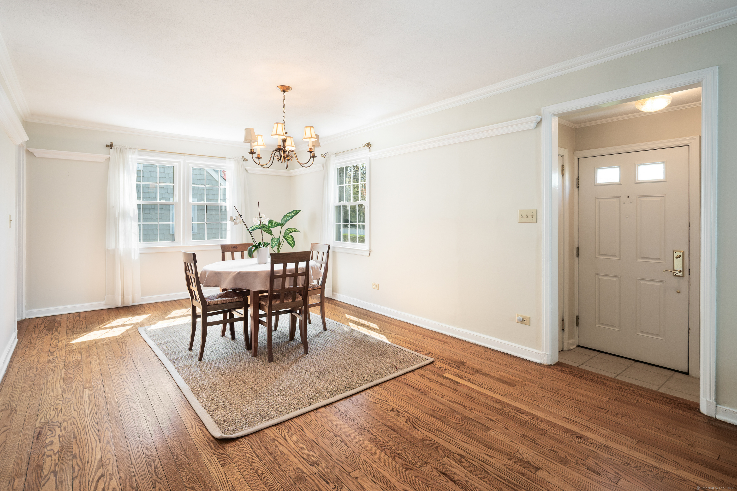 65 Maple Street, Darien, Connecticut image 9