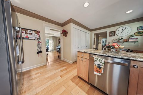 Tiny photo for 1008 Heritage Village #B, Southbury, CT 06488 (MLS # 24136244)