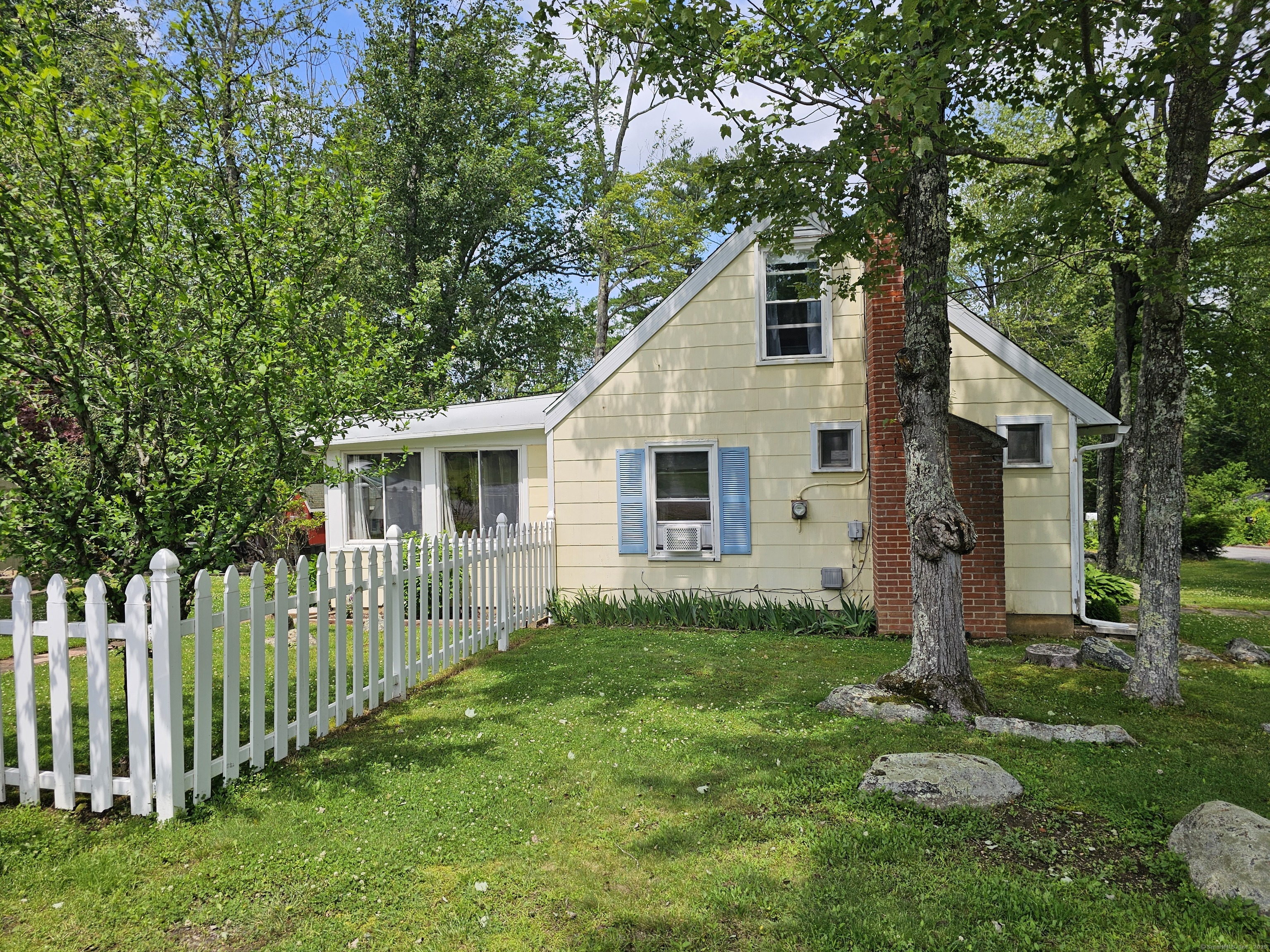 9 Hilltop Road
