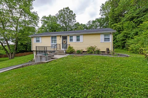 Homes For Rent - 132 Stanley Road<br/> Hamden, CT 06514