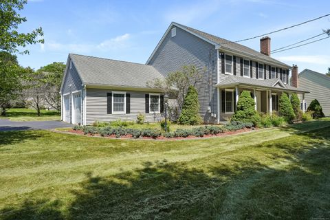 15 Cedar Knolls Drive New Milford CT 06776