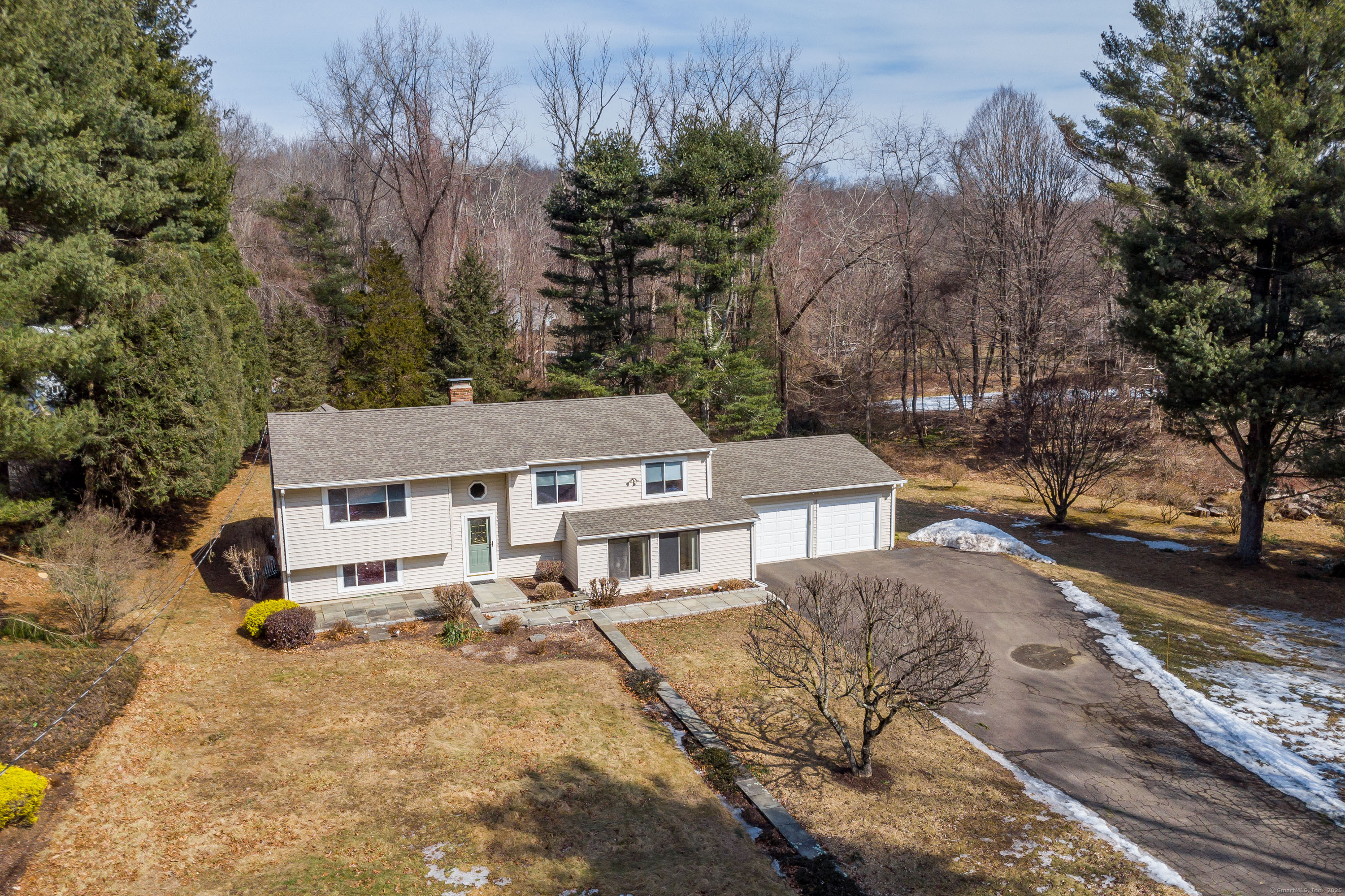 20 Little Brook Lane, Newtown, Connecticut image 32