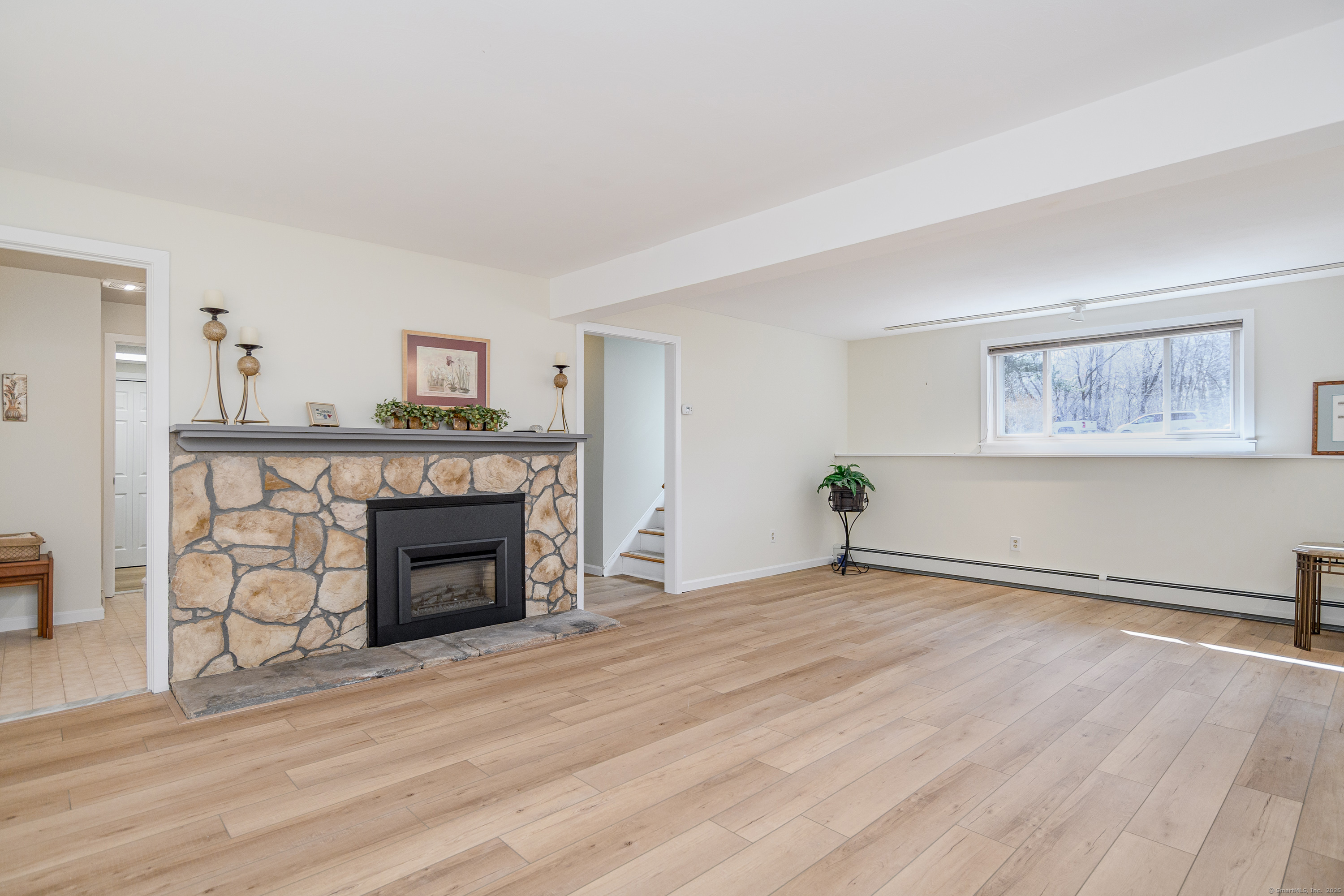20 Little Brook Lane, Newtown, Connecticut image 18