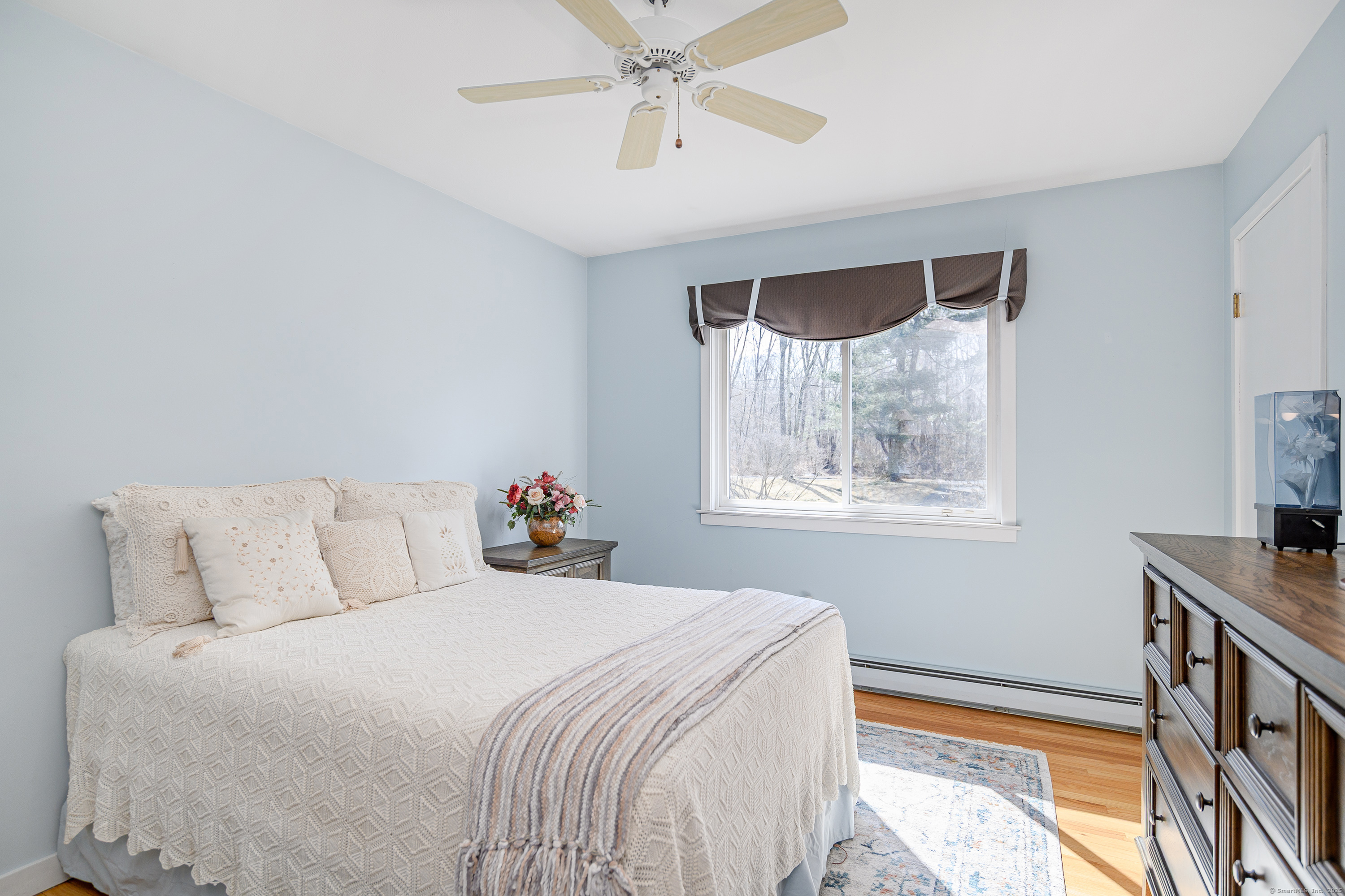 20 Little Brook Lane, Newtown, Connecticut image 15