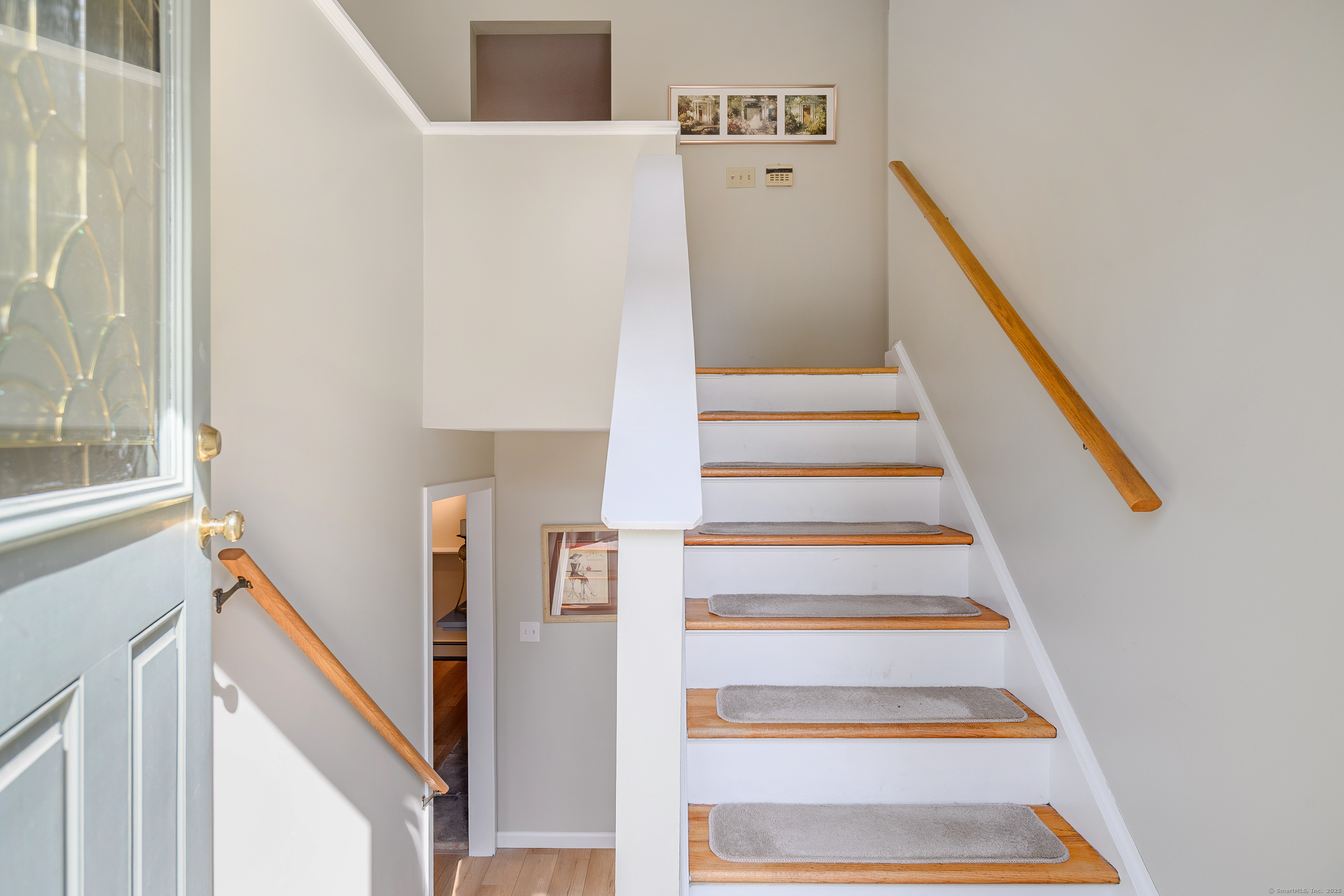 20 Little Brook Lane, Newtown, Connecticut image 4