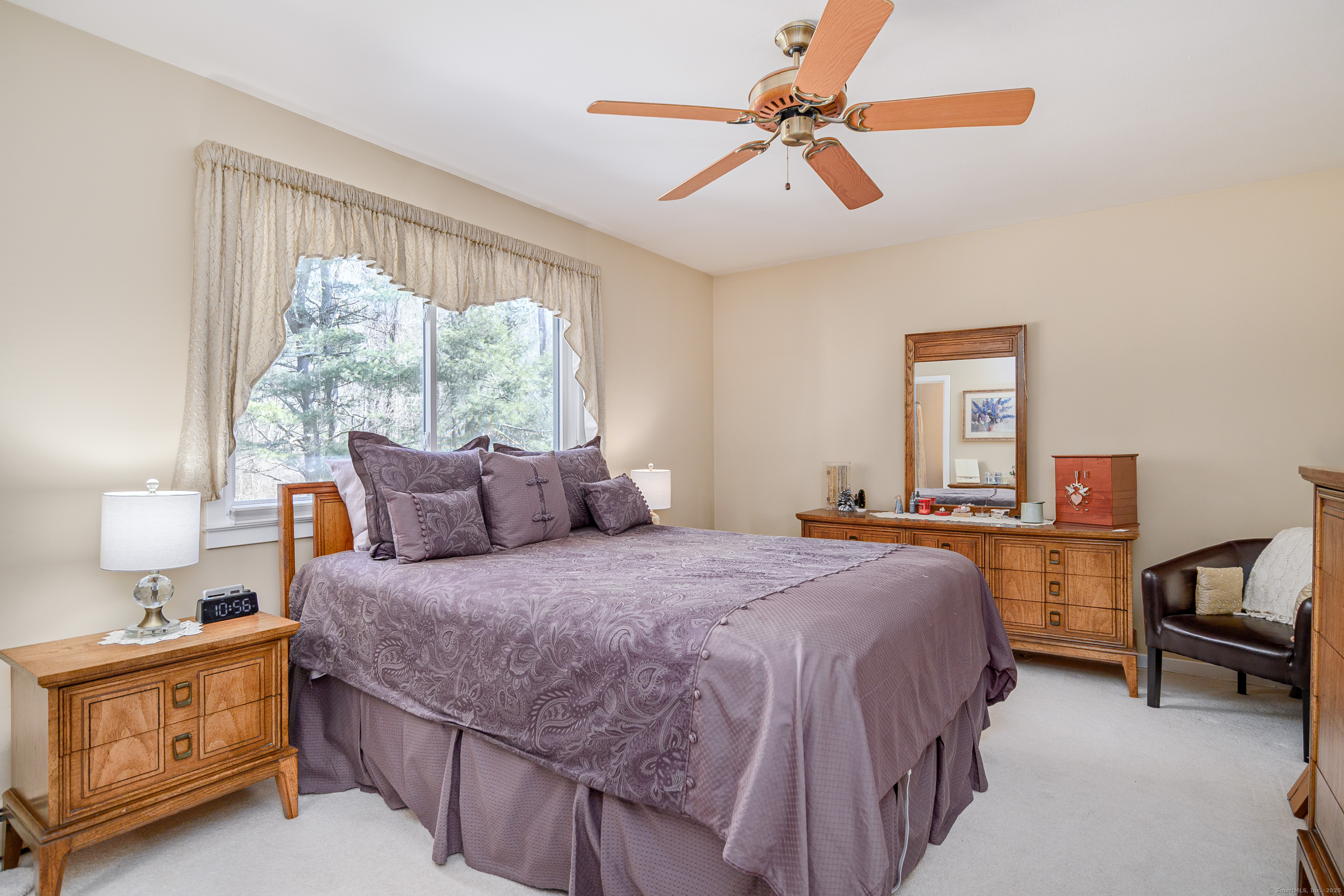 20 Little Brook Lane, Newtown, Connecticut image 14