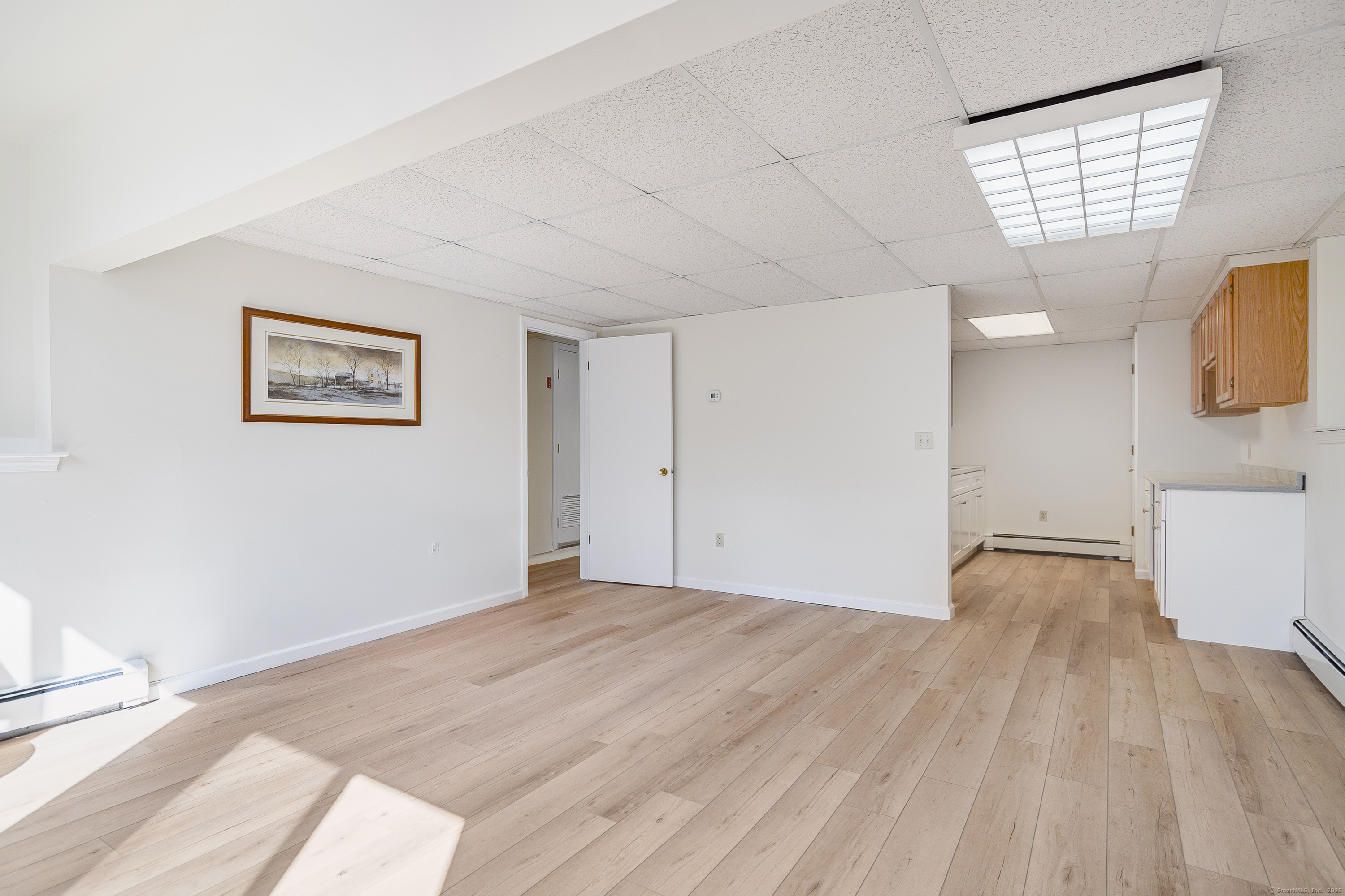 20 Little Brook Lane, Newtown, Connecticut image 24