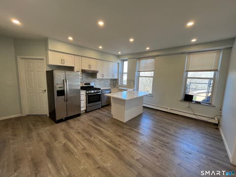 Multifamily For Rent - 896 3R State Street<br/> New Haven, CT 06511