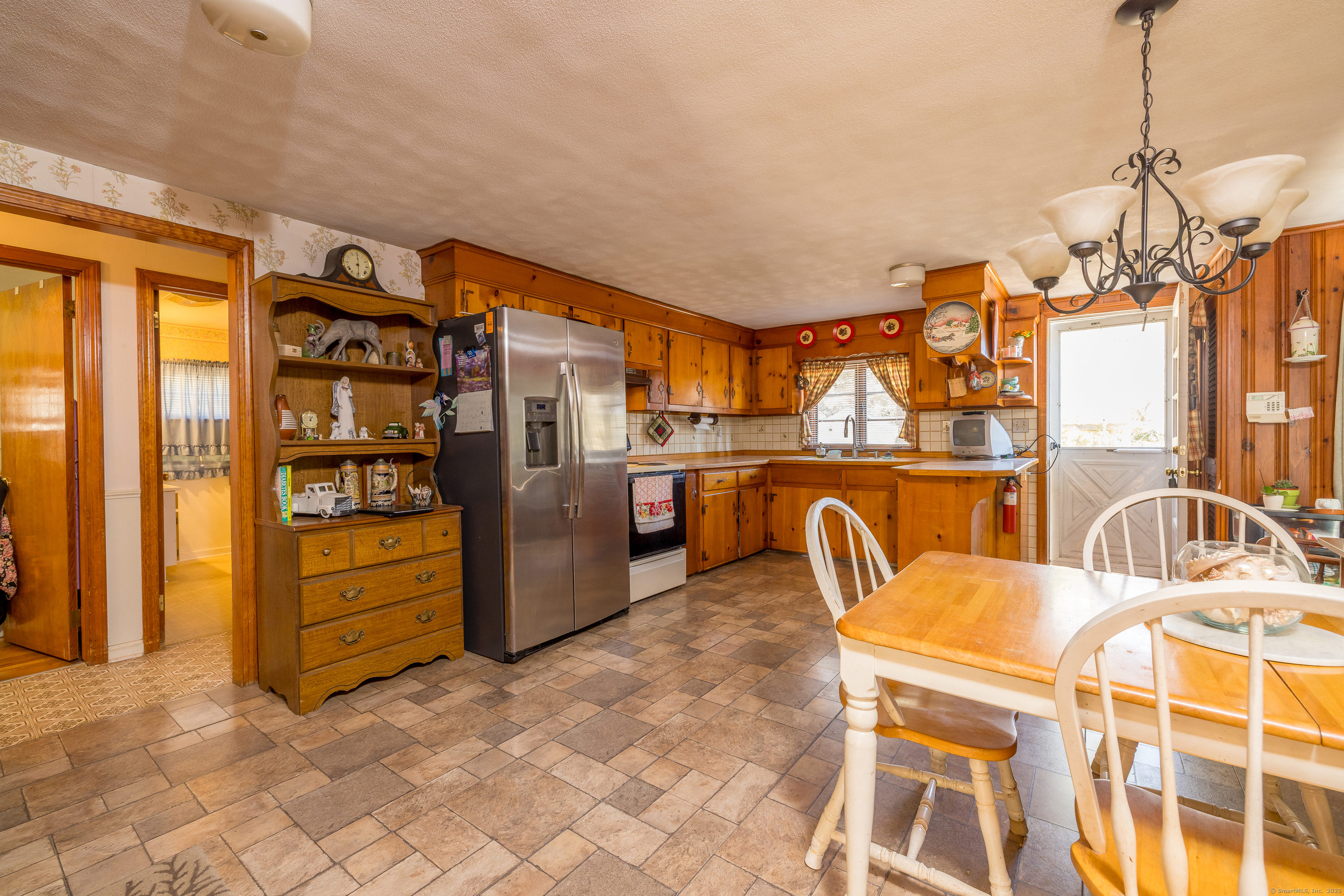 1007 River Road, Groton, Connecticut image 7