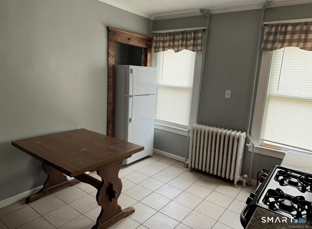 352 Elm Street 1st fl.