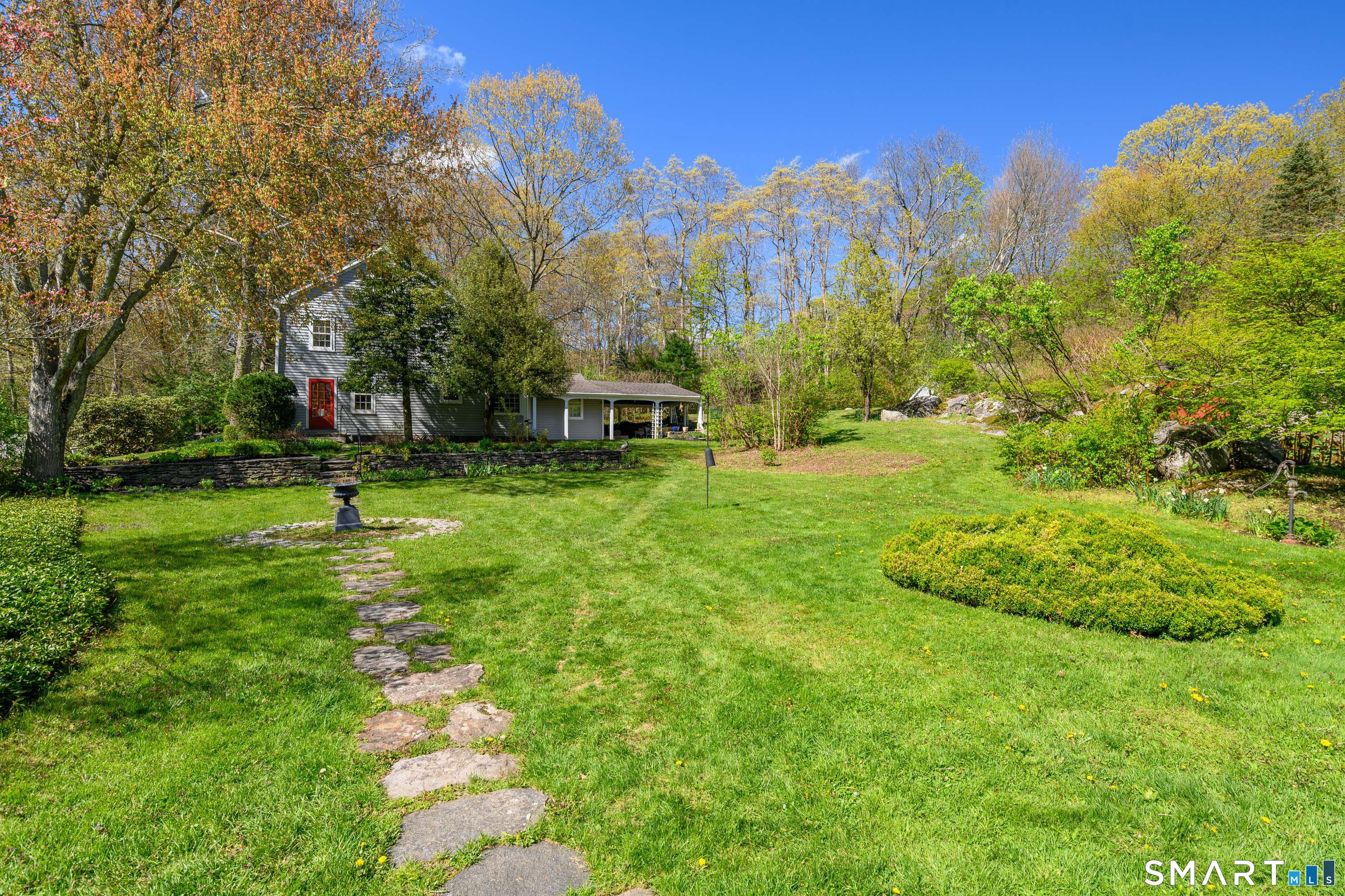 6 High Rock Road