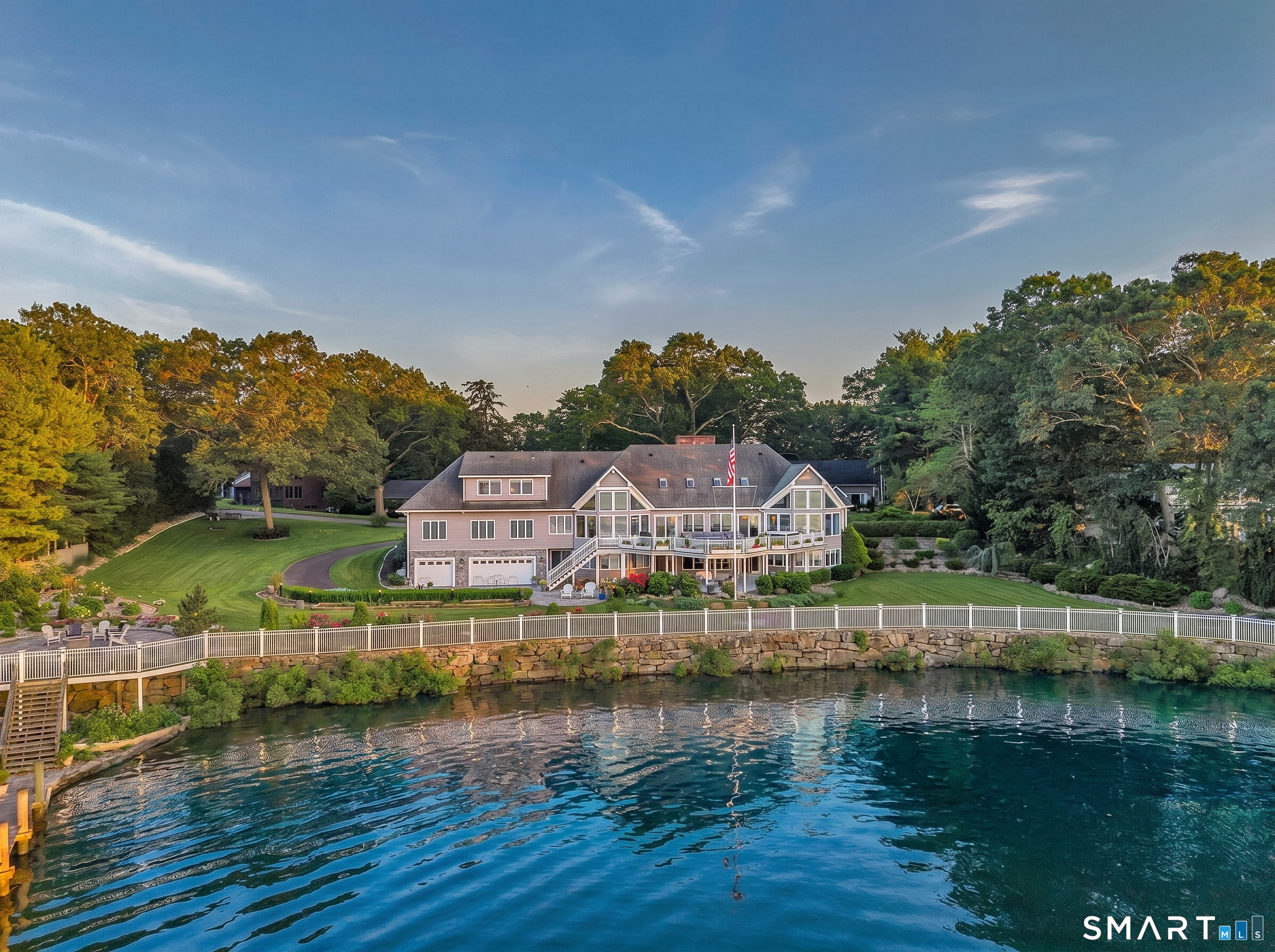 12 Rocky Point Road