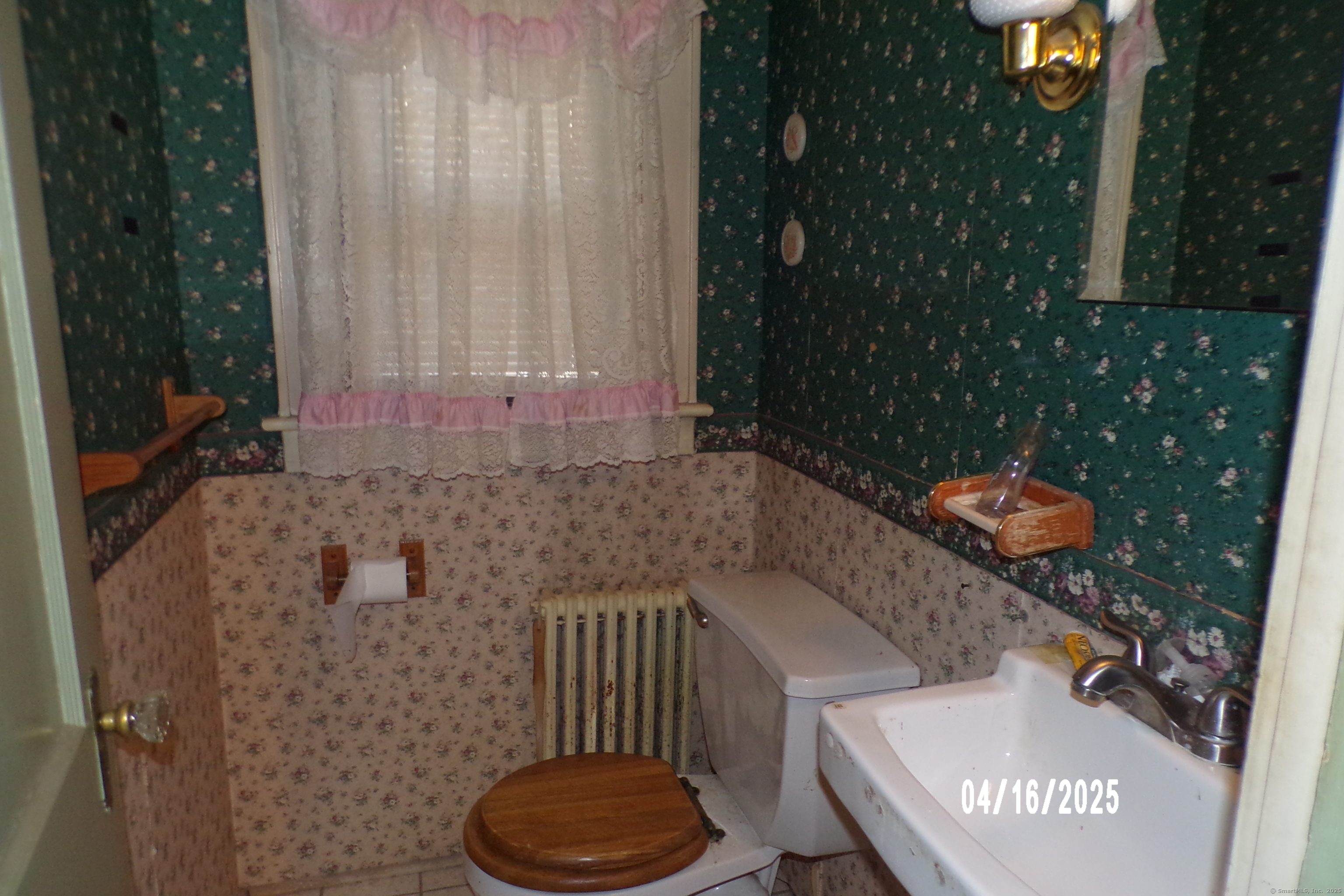 17 Gardners Lane, Ansonia, Connecticut image 16
