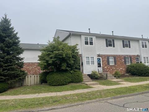 Condo For Sale - G3 Bradley Circle Circle<br/> Enfield, CT 06082