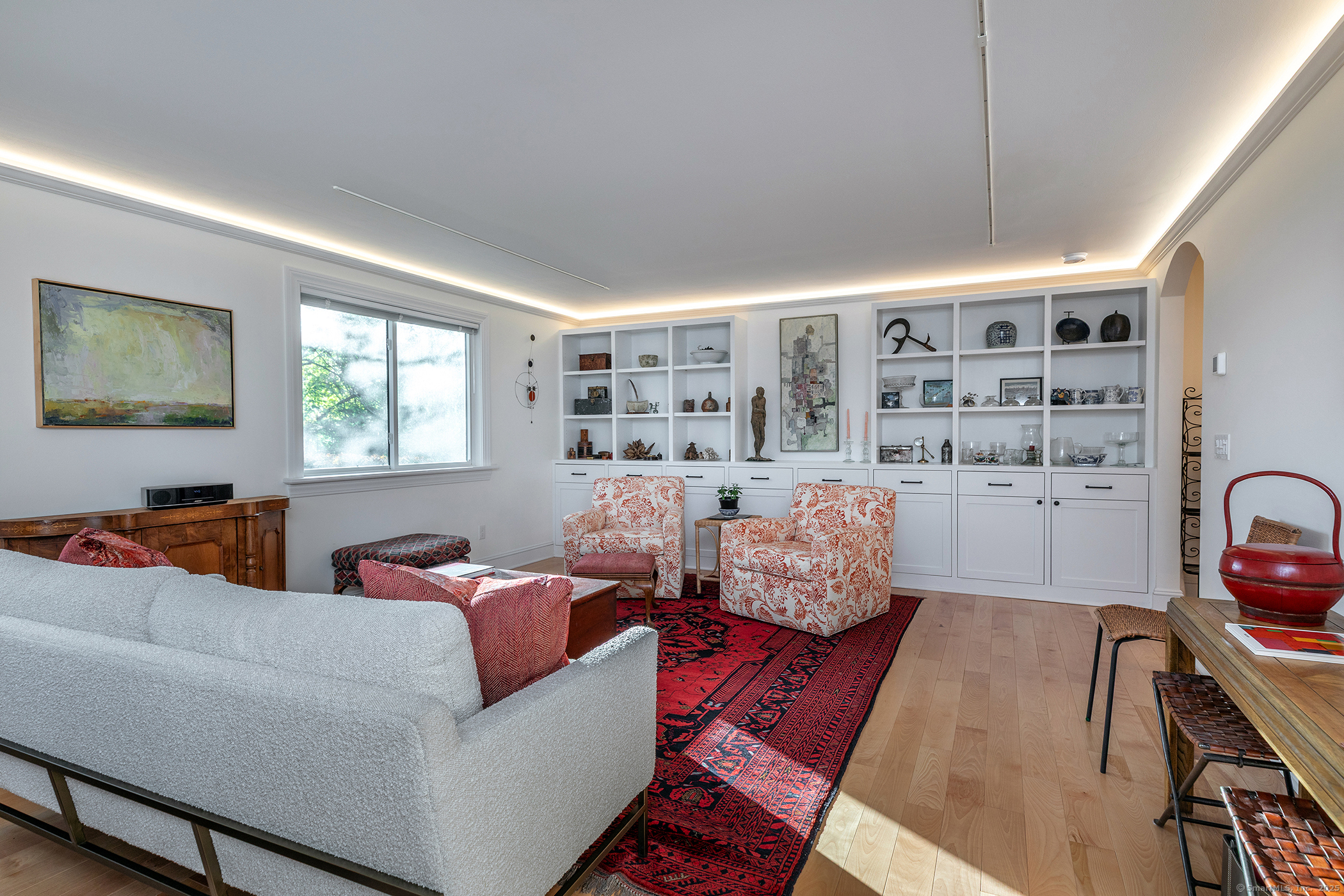 80 North Main Street 6