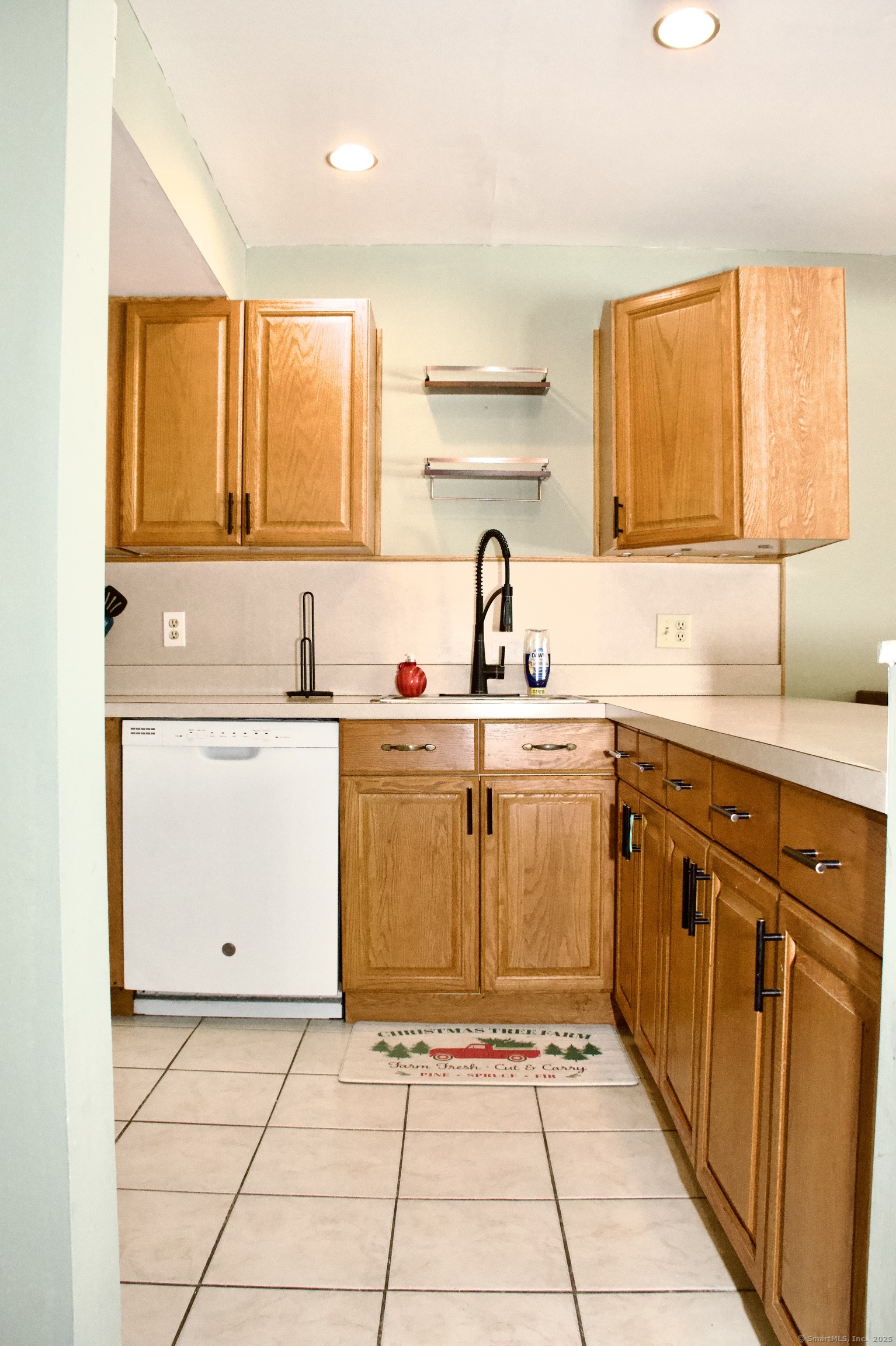 229 Bacon Pond Road #APT 241, Woodbury, Connecticut image 6
