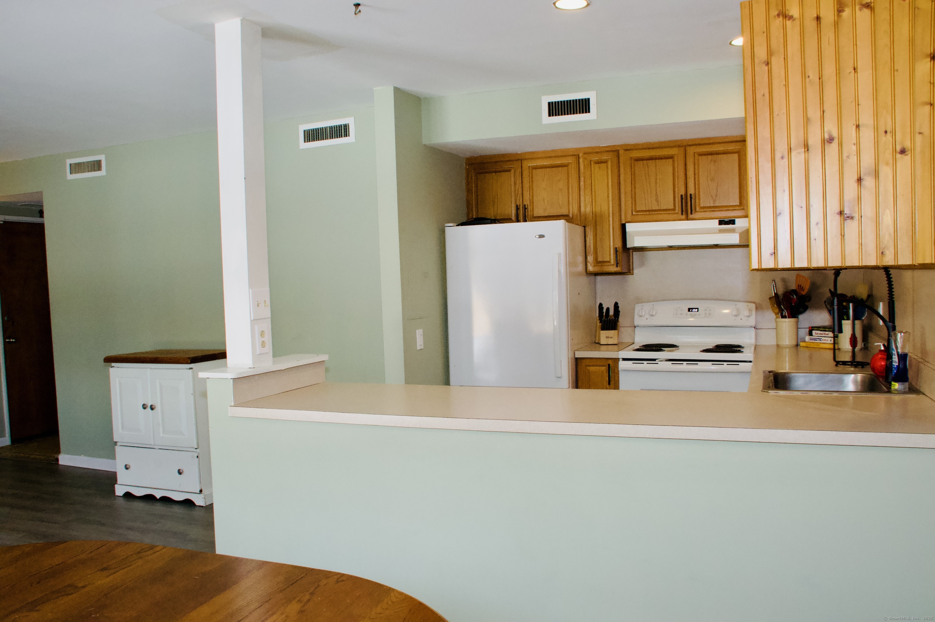 229 Bacon Pond Road #APT 241, Woodbury, Connecticut image 5