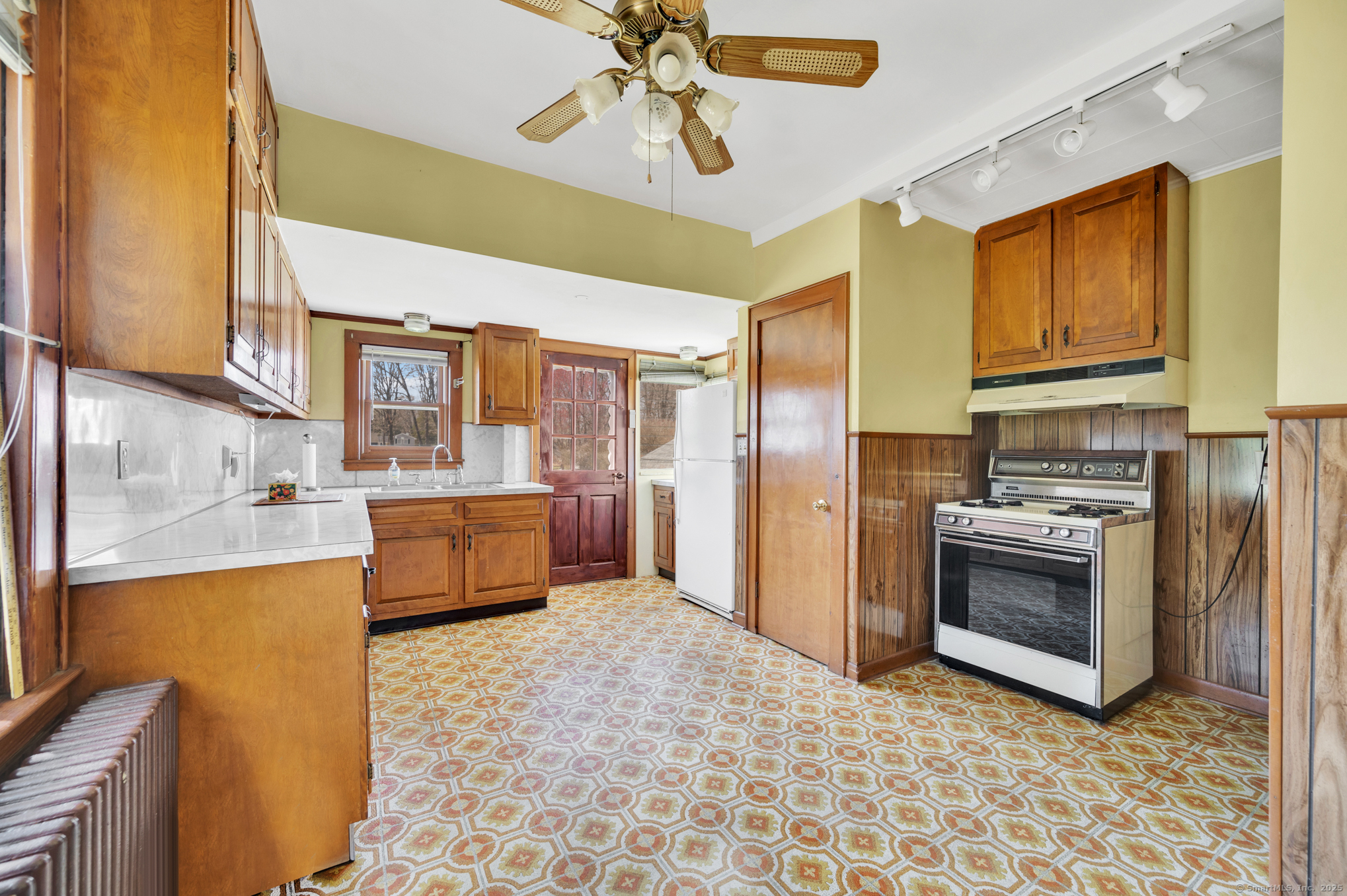 25 Atwater Place, Cheshire, Connecticut image 17