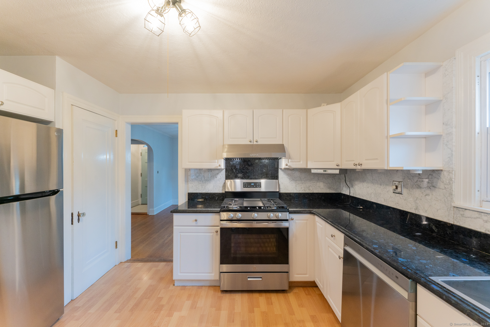 West Hartford, Connecticut 06107, United States, 3 Bedrooms Bedrooms, ,2 BathroomsBathrooms,Residential,Active,148767