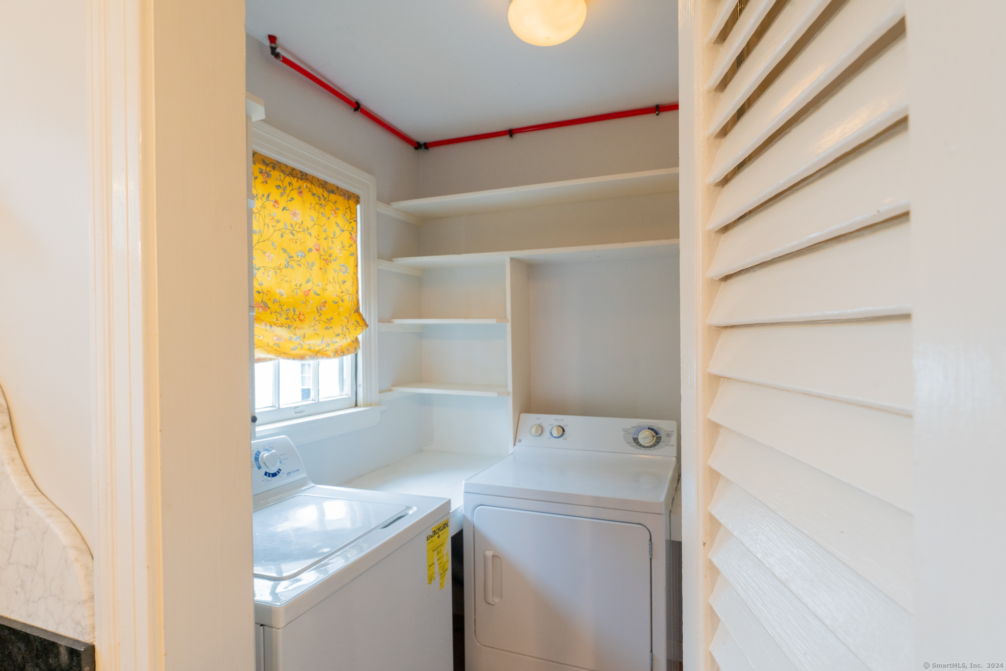 West Hartford, Connecticut 06107, United States, 3 Bedrooms Bedrooms, ,2 BathroomsBathrooms,Residential,Active,148767