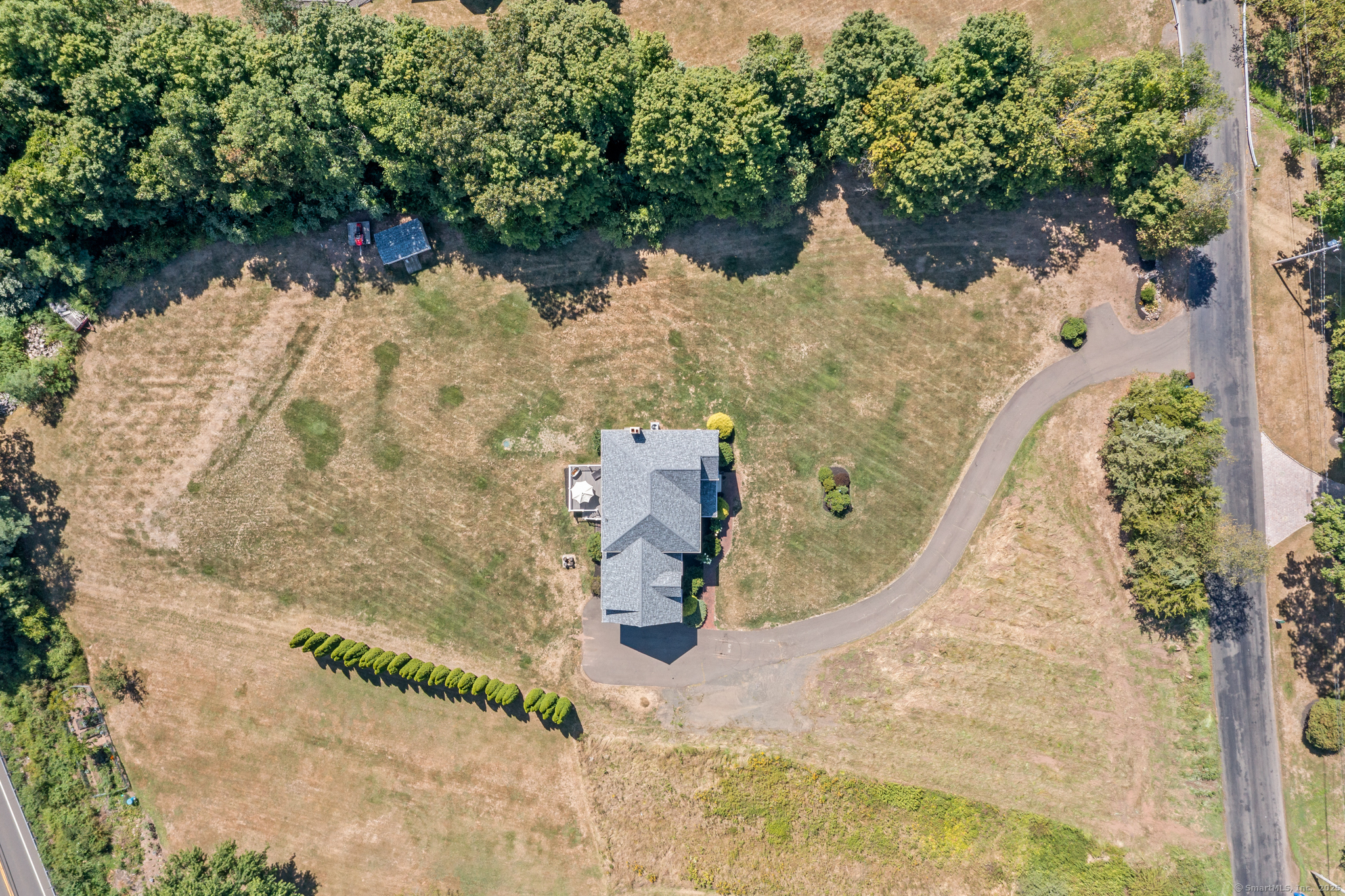 North Branford, Connecticut 06472, United States, 3 Bedrooms Bedrooms, ,3 BathroomsBathrooms,Residential,Pending,194977