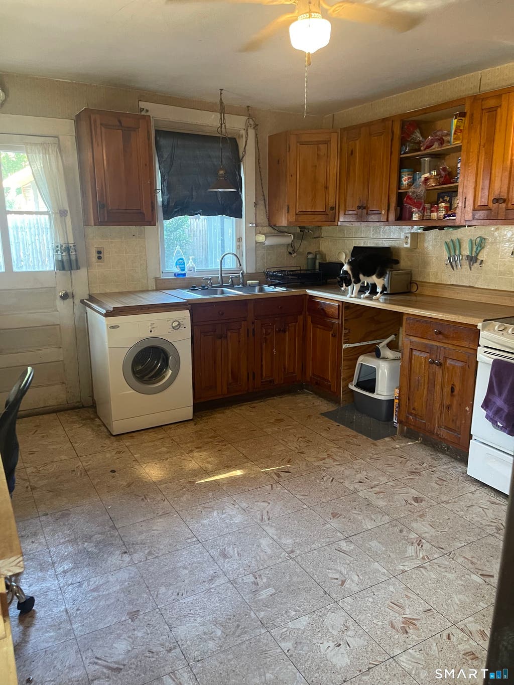 Photo of 7 Portland Street, Middletown, CT 06457 (MLS # 24183830)