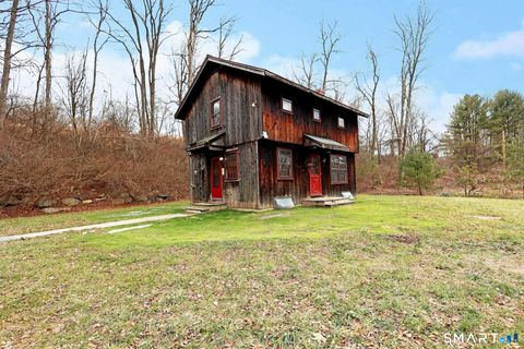 Photo of 380 Newtown Turnpike, Redding, CT 06896 (MLS # 24148790)