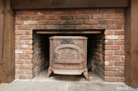 Tiny photo for 380 Newtown Turnpike, Redding, CT 06896 (MLS # 24148790)