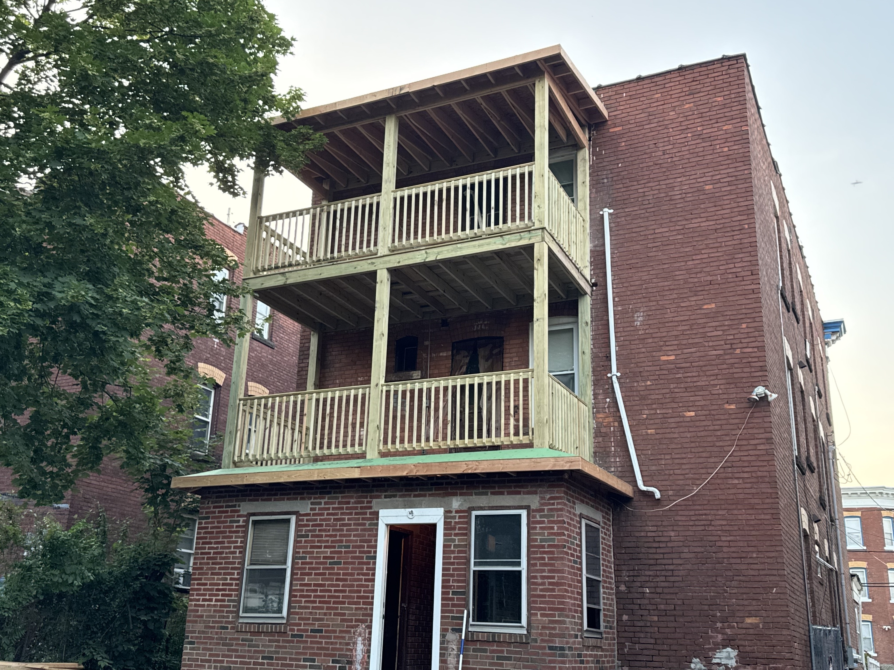 117 Shultas Place