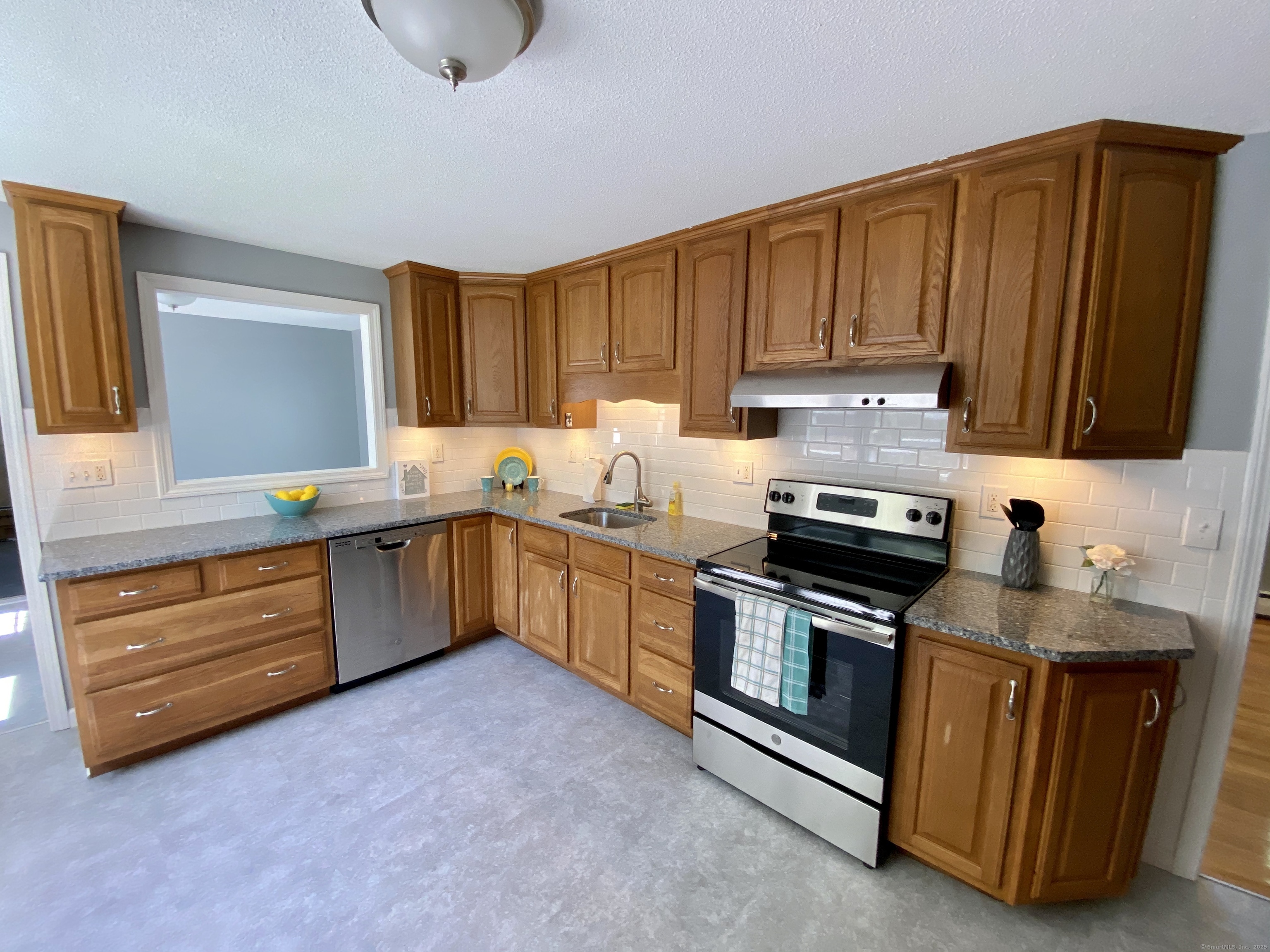 94 Glenstone Drive