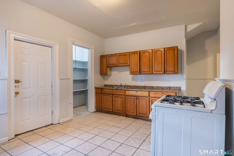 Photo of 1995 Main Street #1st floor Left, Bridgeport, CT 06604 (MLS # 24145856)