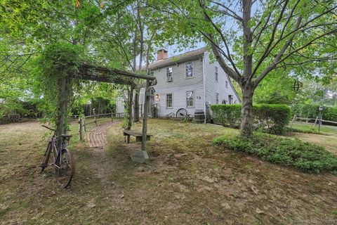 Tiny photo for 10 Joyce Court, East Lyme, CT 06357 (MLS # 24129964)