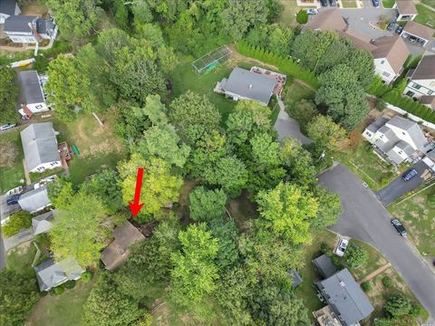 Tiny photo for 10 Joyce Court, East Lyme, CT 06357 (MLS # 24129964)