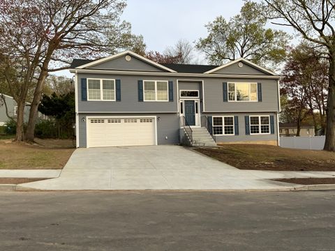 26 Harold Street West Haven CT 06516