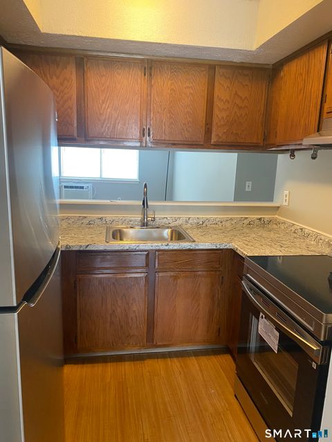 Photo of 500 Darling Street #12J, Southington, CT 06489 (MLS # 24150391)