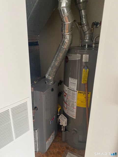 Tiny photo for 500 Darling Street #12J, Southington, CT 06489 (MLS # 24150391)