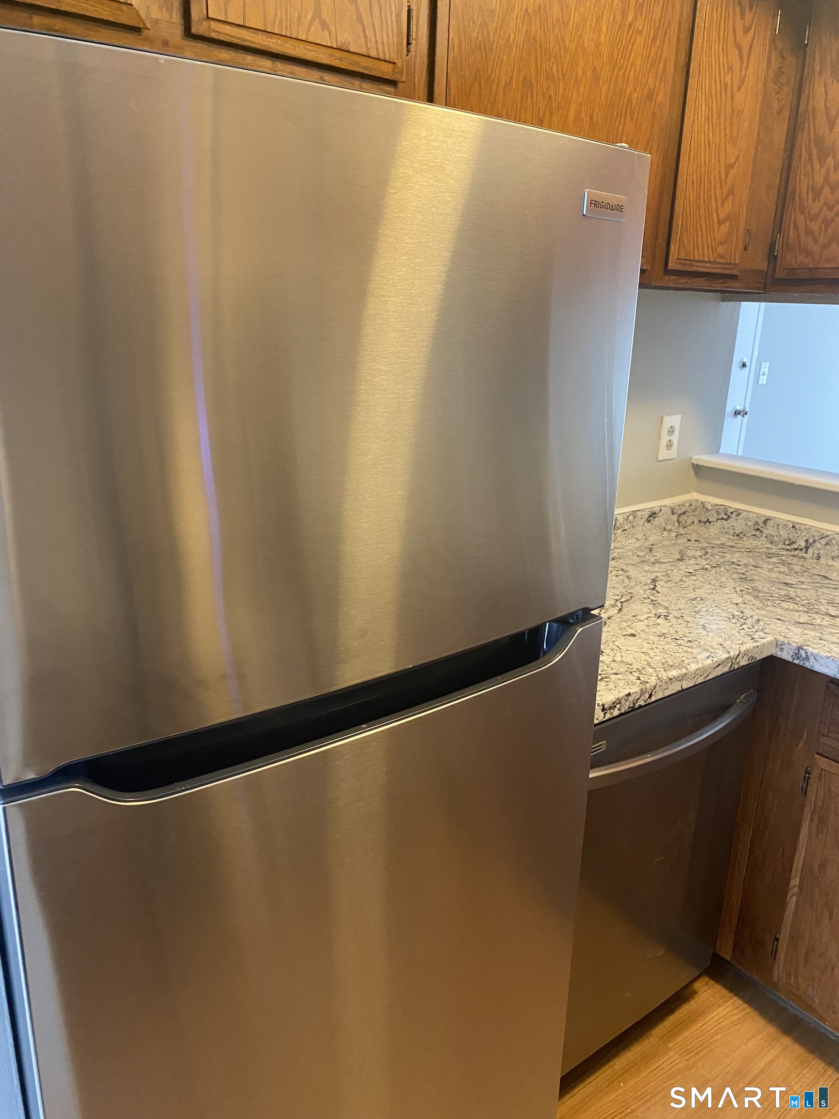 500 Darling Street 12J