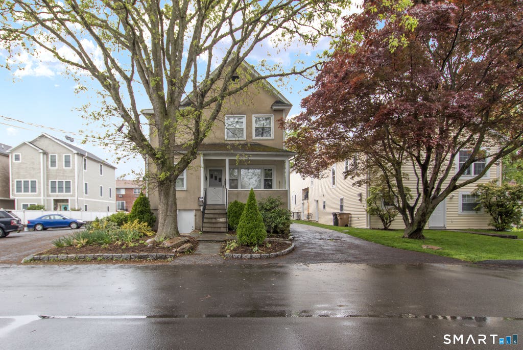 Photo of 78 Dora Street #1C, Stamford, CT 06902 (MLS # 24198051)