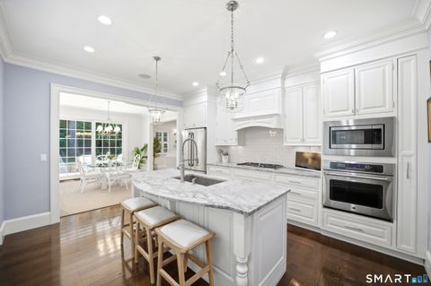 Tiny photo for 333 West Avenue #5, Darien, CT 06820 (MLS # 24183887)