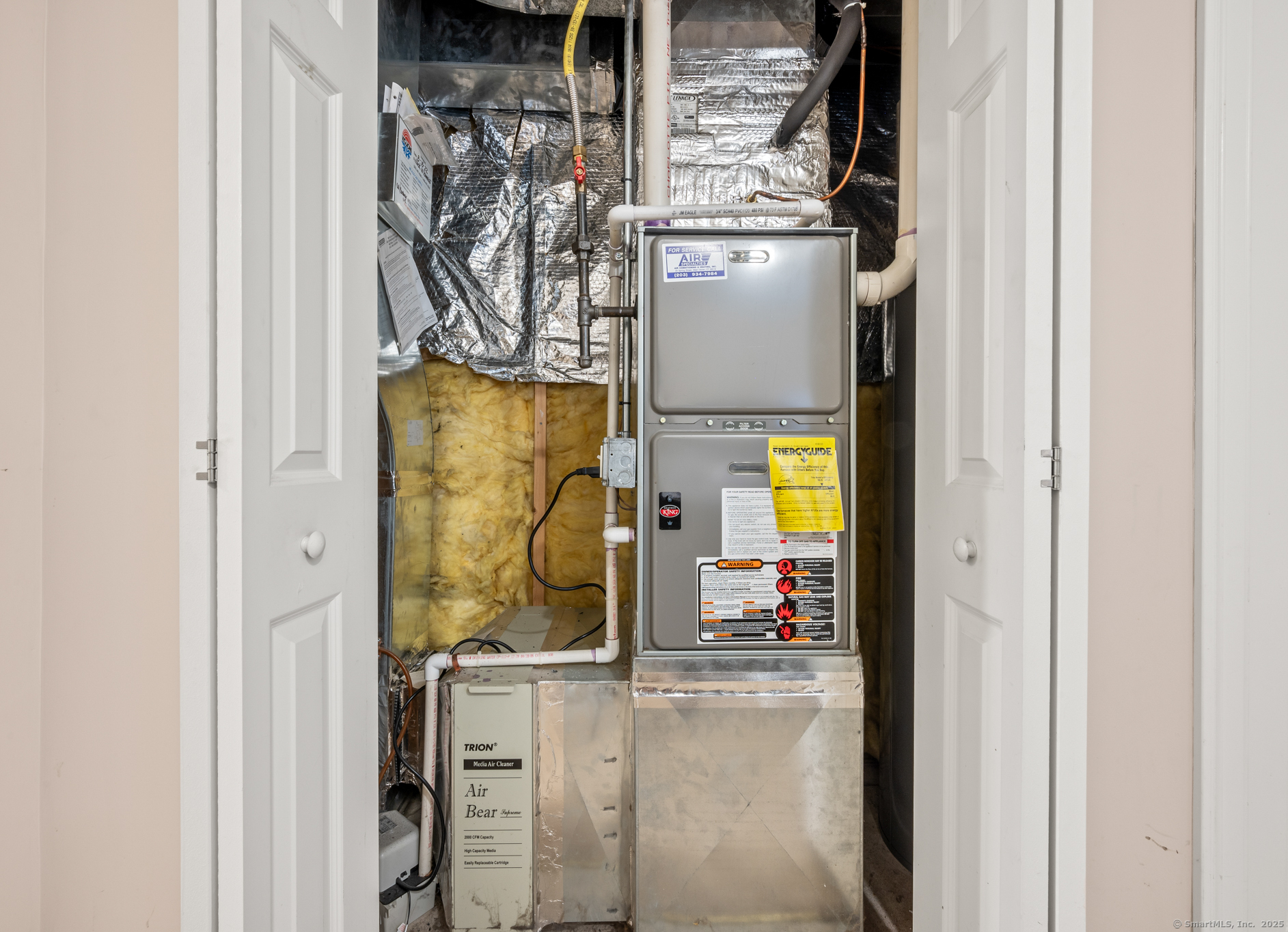 New Haven, Connecticut 06515, United States, 2 Bedrooms Bedrooms, ,2 BathroomsBathrooms,Residential,Coming Soon,173696