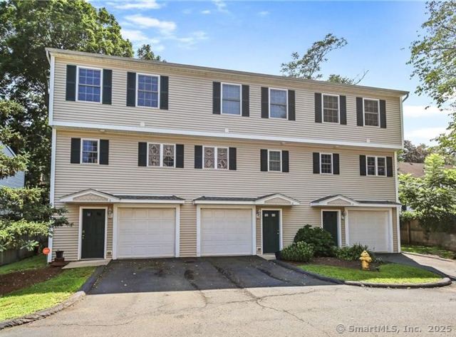 New Haven, Connecticut 06515, United States, 2 Bedrooms Bedrooms, ,2 BathroomsBathrooms,Residential,Coming Soon,173696