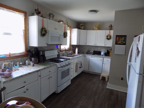 Tiny photo for 36 Richmond Place, Bristol, CT 06010 (MLS # 24122241)