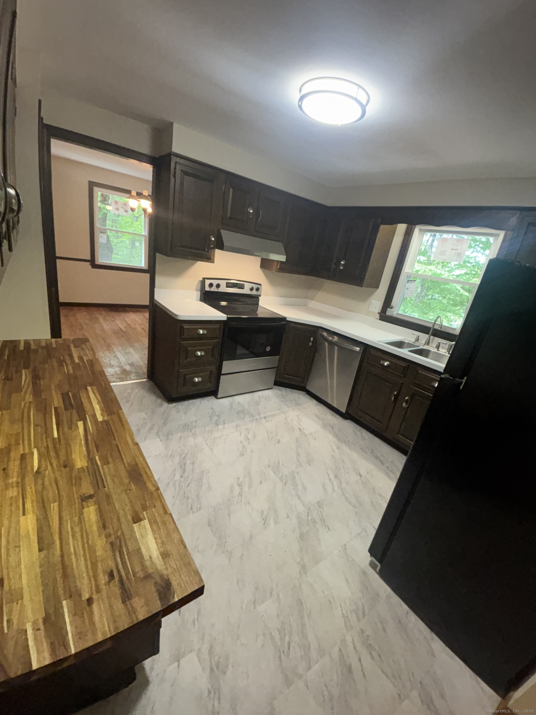 33 Hillsdale Drive, Ellington, Connecticut image 14
