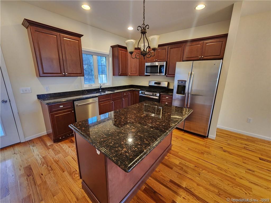 20 Short Oak Drive 20