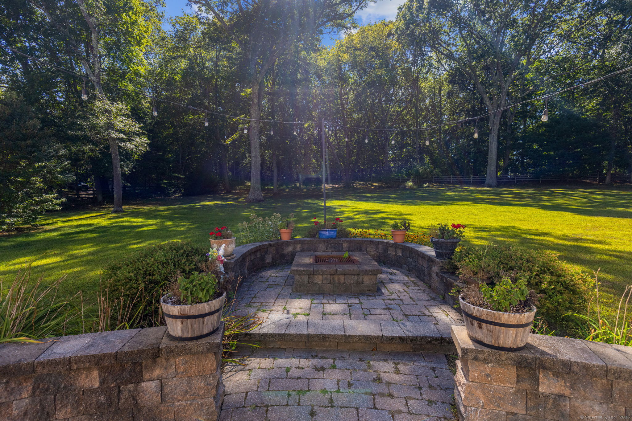 407 Grove Beach Road North