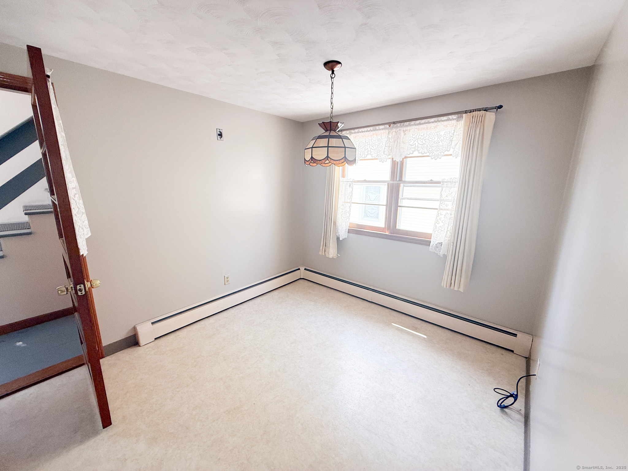 New Britain, Connecticut 06053, United States, 6 Bedrooms Bedrooms, ,3 BathroomsBathrooms,Residential,Active,159829