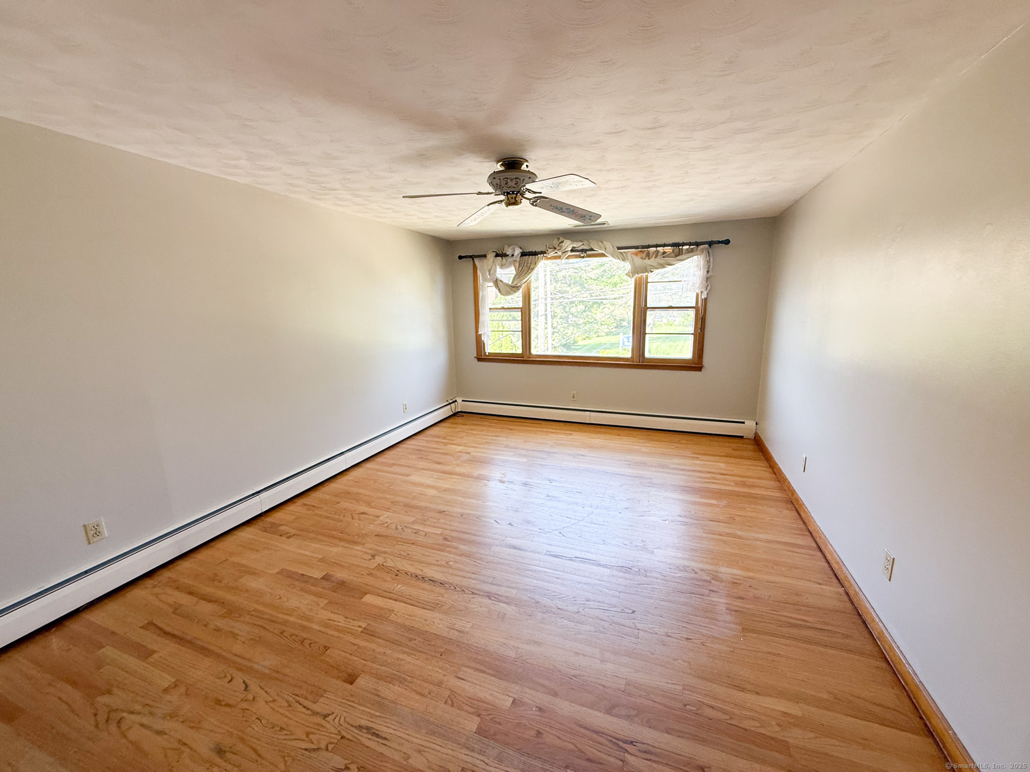 New Britain, Connecticut 06053, United States, 6 Bedrooms Bedrooms, ,3 BathroomsBathrooms,Residential,Active,159829