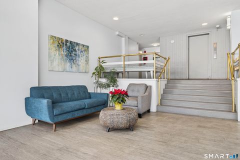 Tiny photo for 292 Pequot Avenue #E1, New London, CT 06320 (MLS # 24134120)